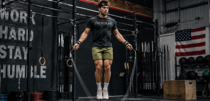 Jak nauczyć się double unders, czyli podwójnych skoków na skakance?