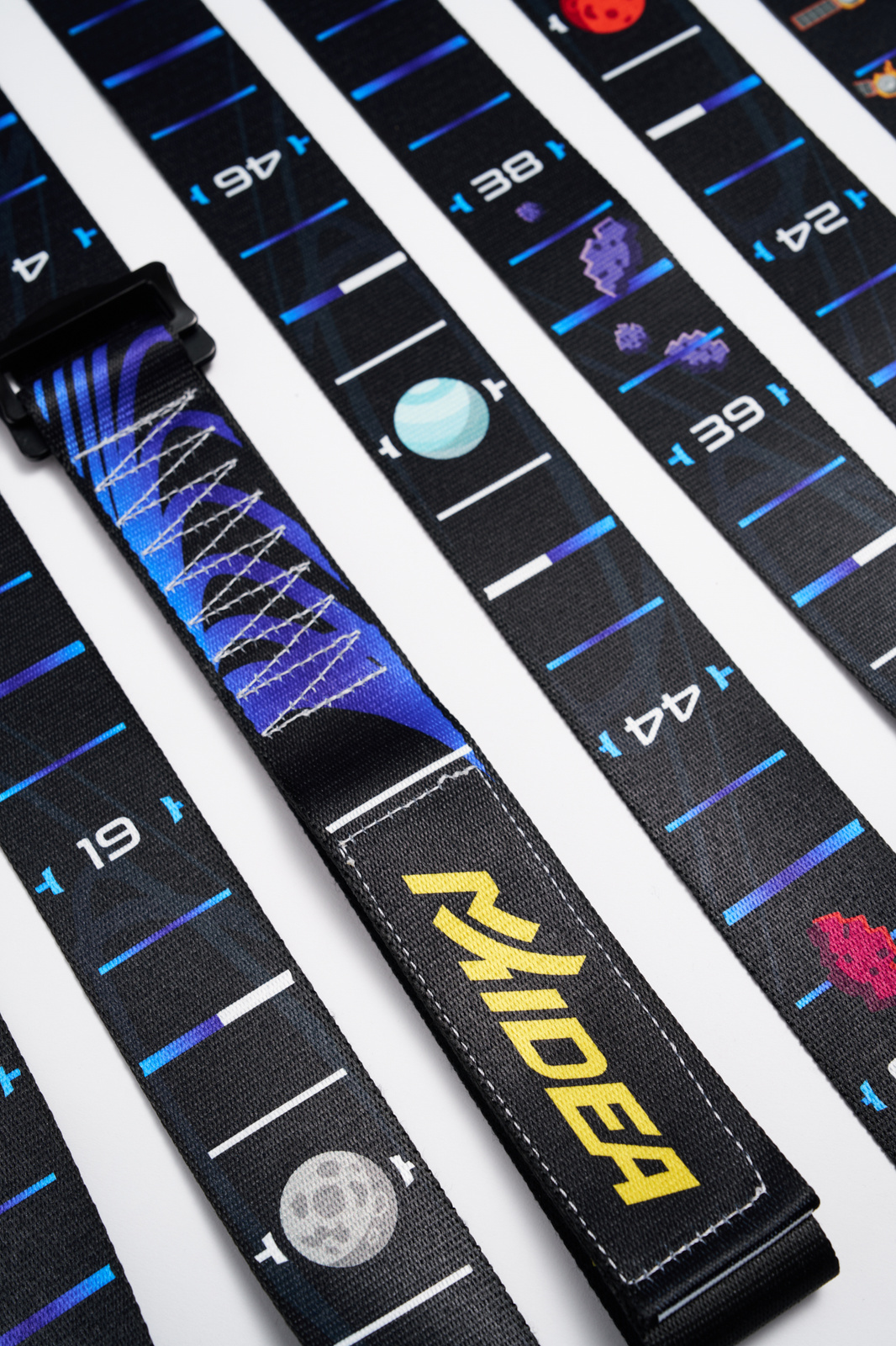 Kółka gimnastyczne drewniane bukowe 32mm klamry Alpin wzór Kosmos MTidea